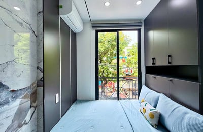 Miete eines 3-stöckigen Hauses, Stadtteil Ong Ich Khiem, Da Nang, Vietnam